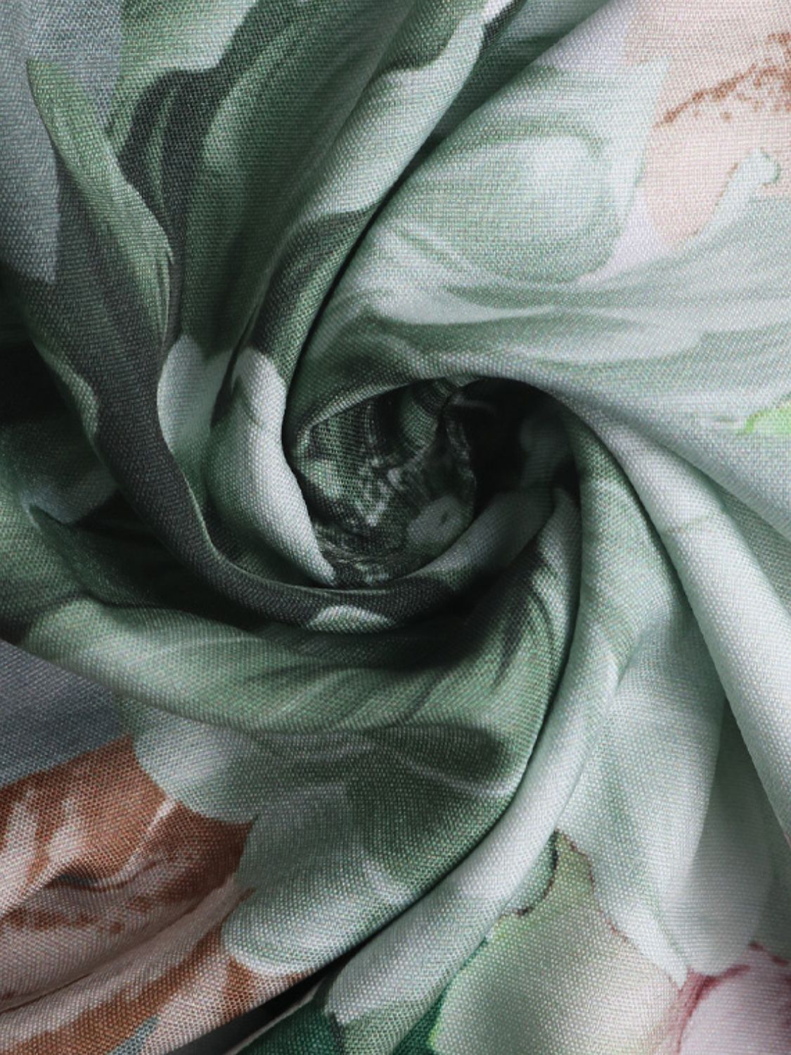 e44591da-dcd6-48be-9a40-78d806af5437-Max