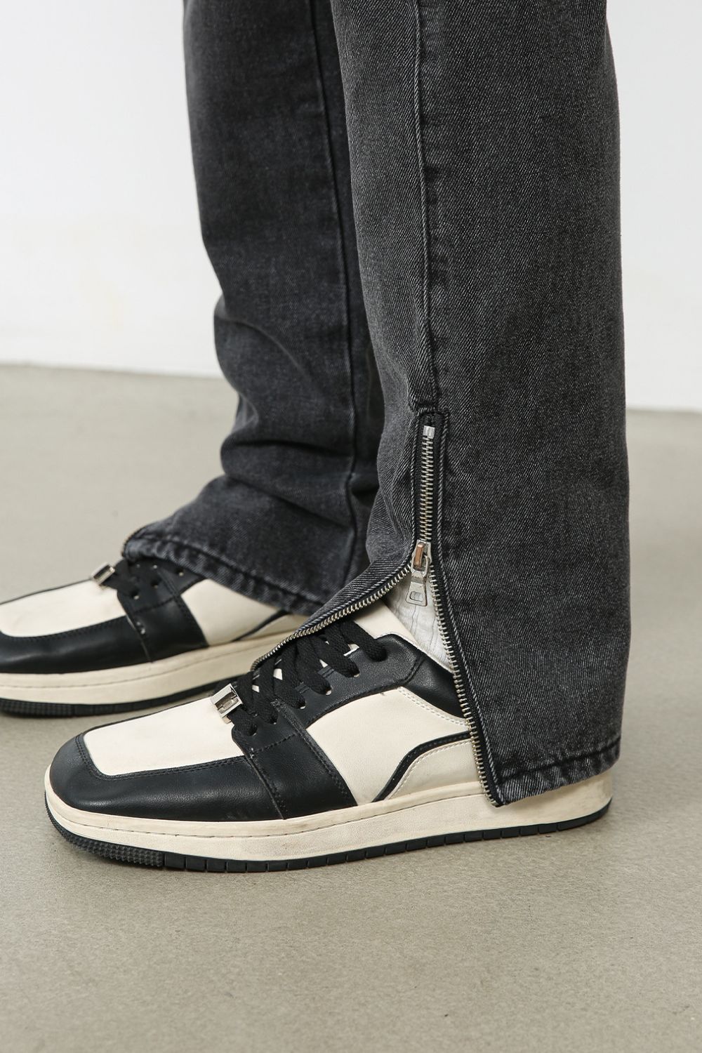 e44740b9-fc45-452a-bc6e-b3c455d43b0d-Max