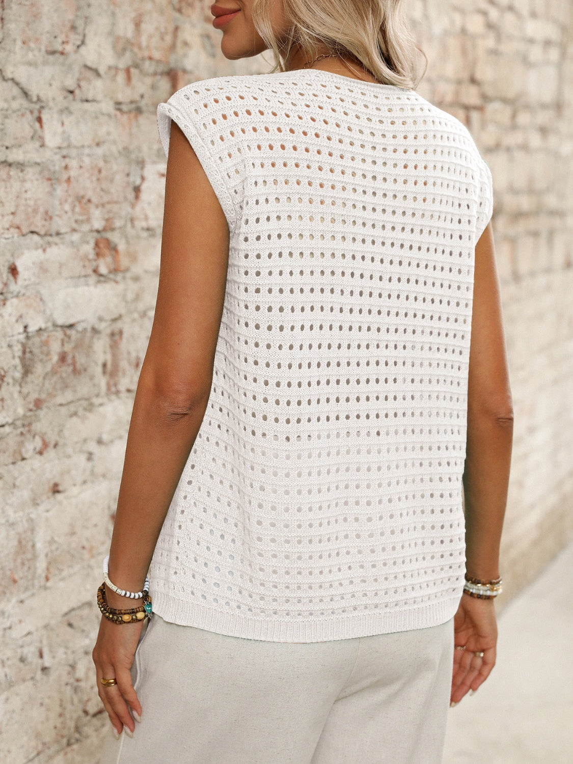 f21c95b6-a56f-47b5-b6b8-0203ff4bc2d0-Max